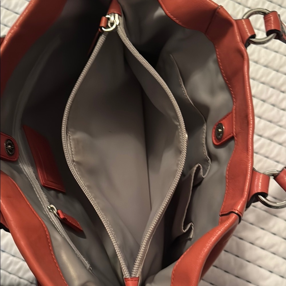 Coach shoulder bag, salmon color - Picture 5 of 5